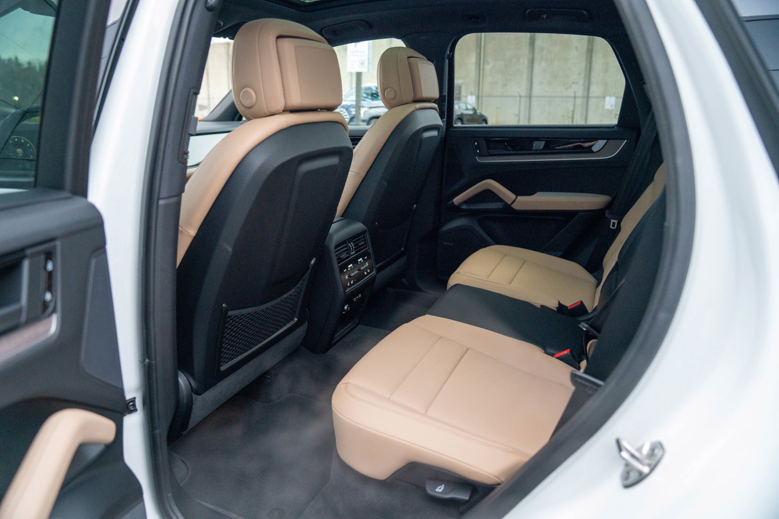 Certified 2026 Porsche Cayenne AWD/4WD image 22