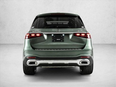 New 2026 Mercedes-Benz GLS 580 4MATIC image 7