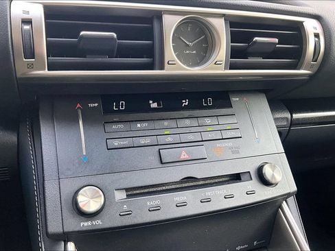 Used 2016 Lexus IS 200t RWD image 15
