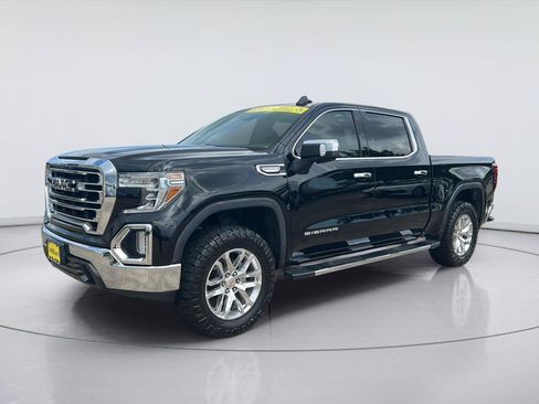 Used 2021 GMC Sierra 1500 SLT RWD image 3