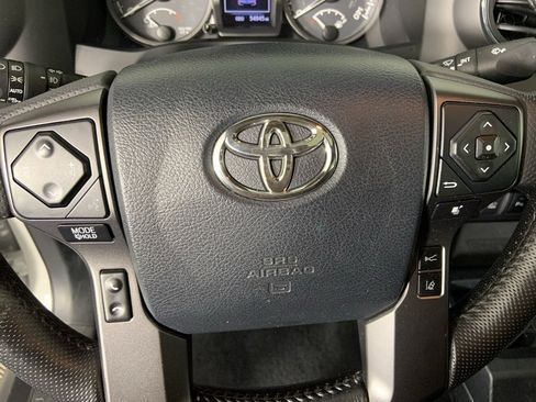 Used 2019 Toyota Tacoma TRD Pro image 32