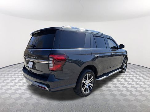 Used 2022 Ford Expedition Limited image 6