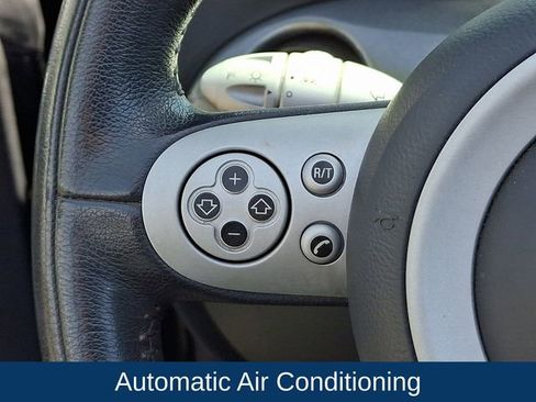 Used 2007 MINI Cooper Convertible FWD image 7