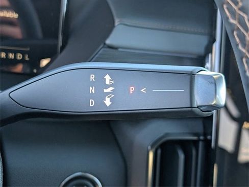 New 2026 GMC Acadia AT4 w/ Luxury Package image 17