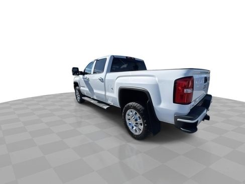 Certified 2019 GMC Sierra 2500 Denali image 6