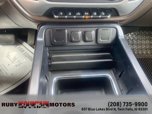 Used 2015 GMC Sierra 3500 SLT AWD/4WD image 18