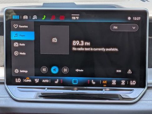 New 2026 Volkswagen Tiguan SE FWD image 18