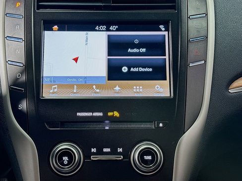 Used 2017 Lincoln MKC Select w/ Select Plus Package image 16