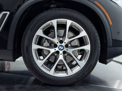 Used 2020 BMW X5 xDrive40i w/ Premium Package image 27