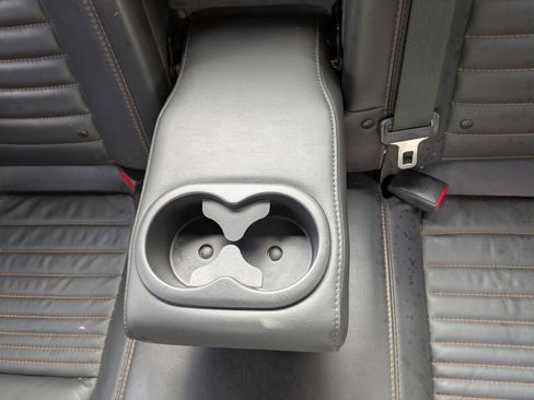 Used 2014 Dodge Challenger R/T image 12