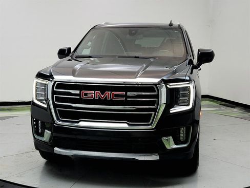 Used 2021 GMC Yukon SLT RWD image 2