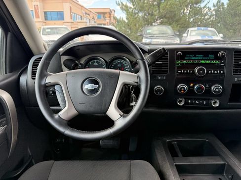 Used 2012 Chevrolet Silverado 1500 LT AWD/4WD image 23