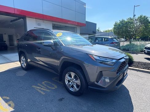 Used 2023 Toyota RAV4 XLE w/ XLE Grade Weather Package AWD/4WD image 10