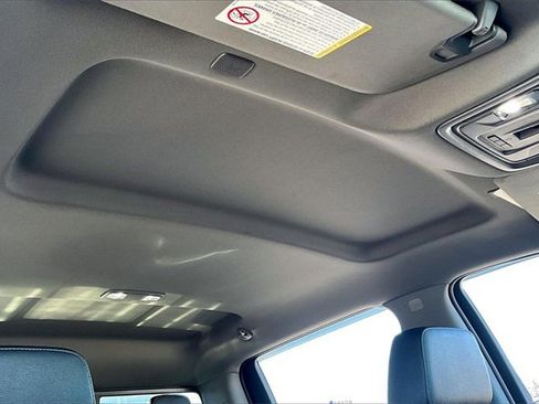 Used 2022 Chevrolet Silverado 3500 LTZ image 28