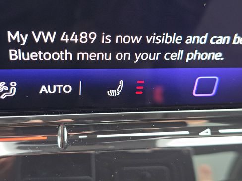 New 2026 Volkswagen Tiguan SE image 10