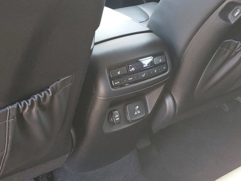 Used 2021 Hyundai Palisade SEL FWD image 18