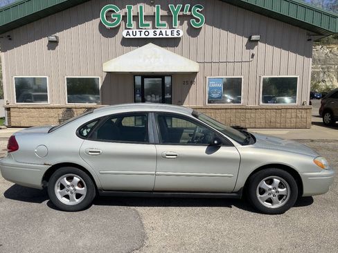 Used 2006 Ford Taurus SE FWD image 1