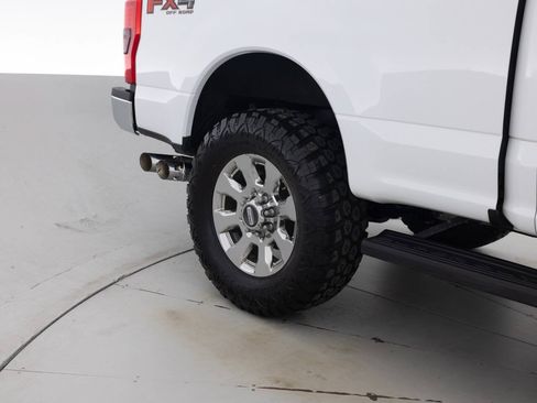 Used 2019 Ford F250 Lariat w/ Lariat Ultimate Package AWD/4WD image 21