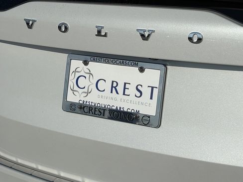 New 2026 Volvo XC90 B6 Plus w/ Protection Package Premier image 7