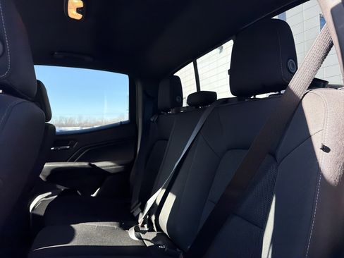 Used 2023 Chevrolet Colorado LT w/ LT Convenience Package II image 28