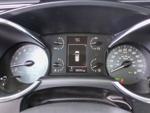 Used 2019 Toyota Sequoia Limited image 17