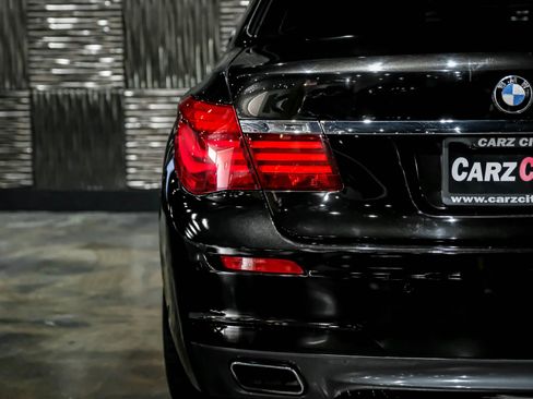 Used 2014 BMW 750i RWD image 53