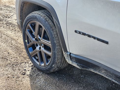 New 2026 Jeep Compass Limited image 11