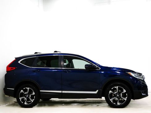 Used 2017 Honda CR-V Touring image 5