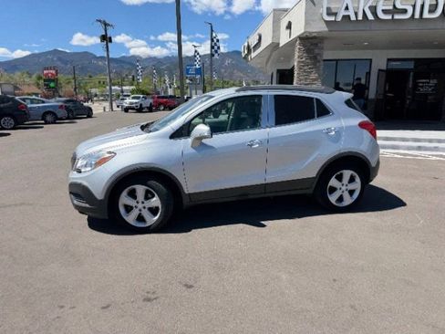 Used 2016 Buick Encore FWD image 4