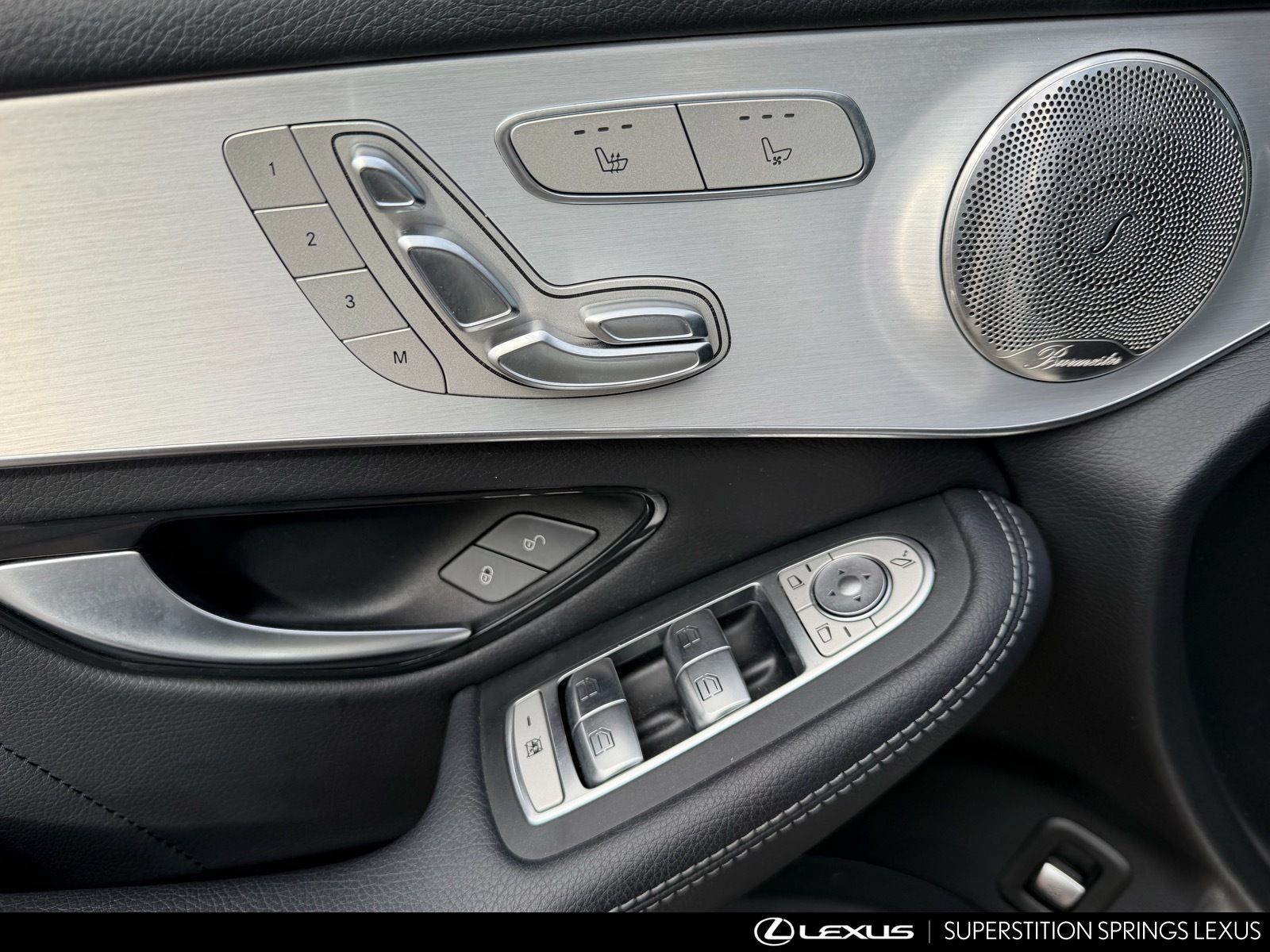 Used 2022 Mercedes-Benz GLC 300 4MATIC image 24