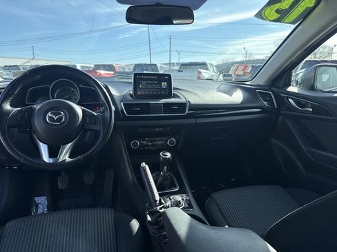 Used 2015 MAZDA MAZDA3 i Touring w/ Technology Package image 14