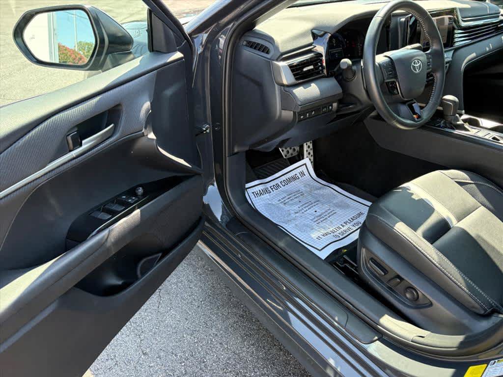 Used 2026 Toyota Camry SE w/ Convenience Package FWD image 21