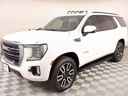 Used 2021 GMC Yukon AT4 w/ Technology Package image 10