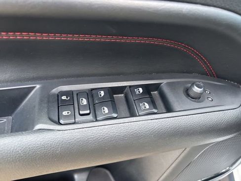 Used 2023 Jeep Compass Trailhawk image 25