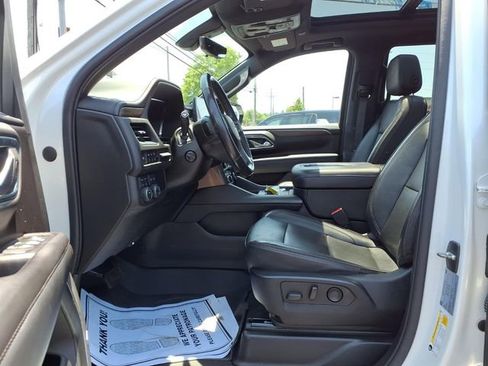 Used 2022 Chevrolet Tahoe High Country AWD/4WD image 17