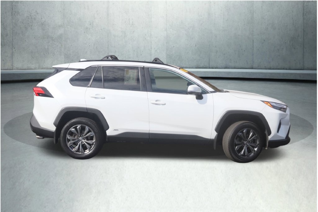 Used 2024 Toyota RAV4 XLE Premium w/ Weather Package AWD/4WD image 13
