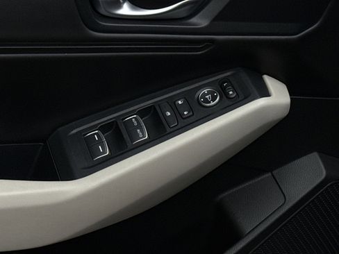 Used 2025 Honda Accord SE image 15