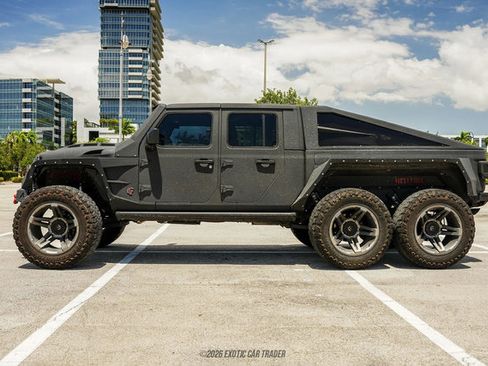 Used 2021 Jeep Gladiator Sport AWD/4WD image 3