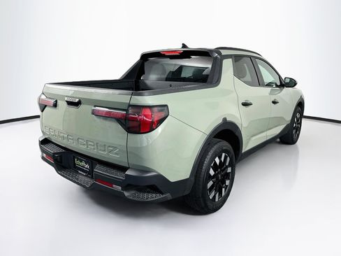 Used 2025 Hyundai Santa Cruz SEL FWD image 9