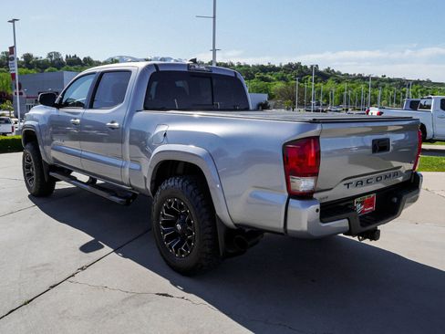 Certified 2017 Toyota Tacoma TRD Sport w/ Premium & Technology Package AWD/4WD image 6