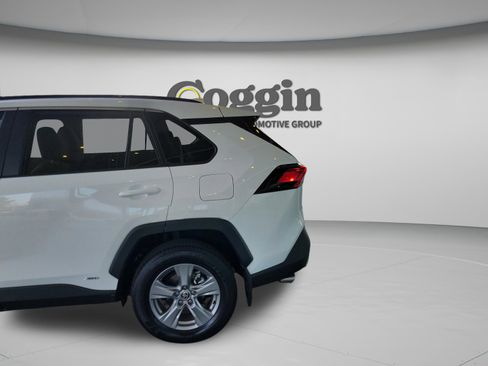 Certified 2025 Toyota RAV4 XLE image 8