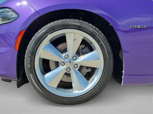 Used 2016 Dodge Charger R/T RWD image 24