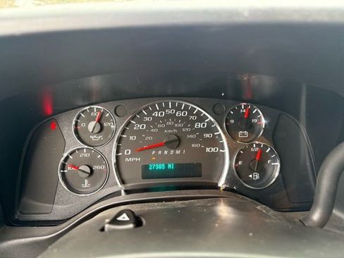 Used 2024 GMC Savana 2500 w/ Driver Convenience Package image 36