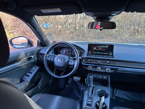 Used 2023 Honda Civic Sport image 35