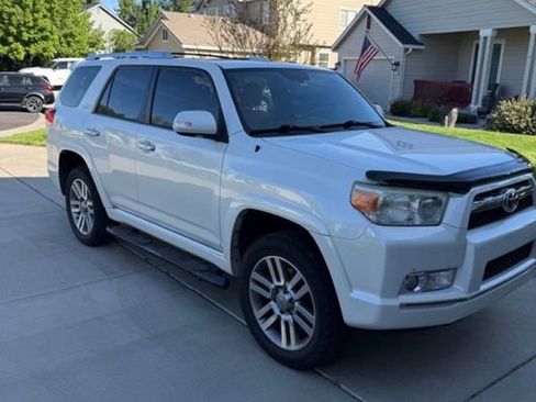 Used 2013 Toyota 4Runner Limited AWD/4WD image 9