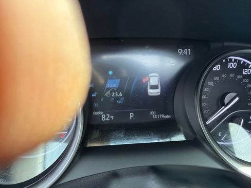 Used 2023 Toyota Camry SE w/ Cold Weather Package AWD/4WD image 2