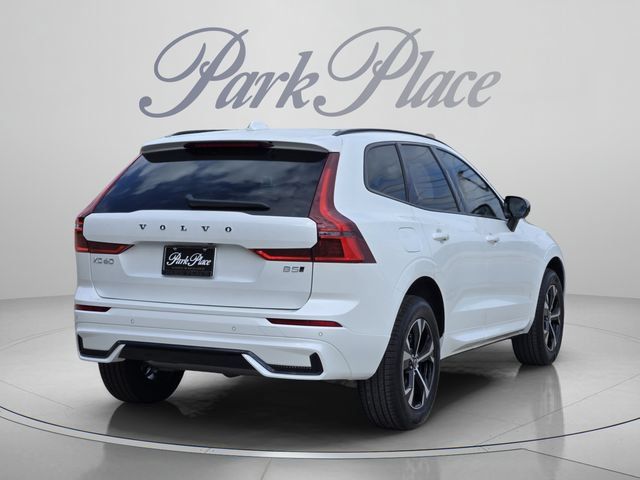 Used 2026 Volvo XC60 B5 Core AWD/4WD image 6
