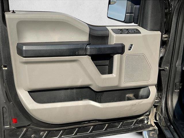 Used 2018 Ford F150 XL w/ Equipment Group 101A Mid AWD/4WD image 17