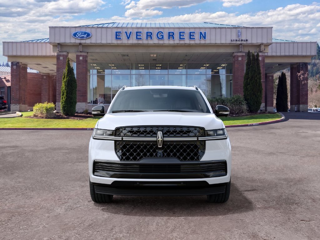 New 2027 Lincoln Navigator Reserve w/ Jet Appearance Package AWD/4WD image 3