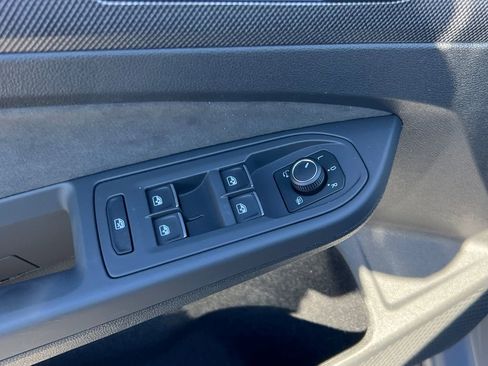 New 2025 Volkswagen GTI SE image 15